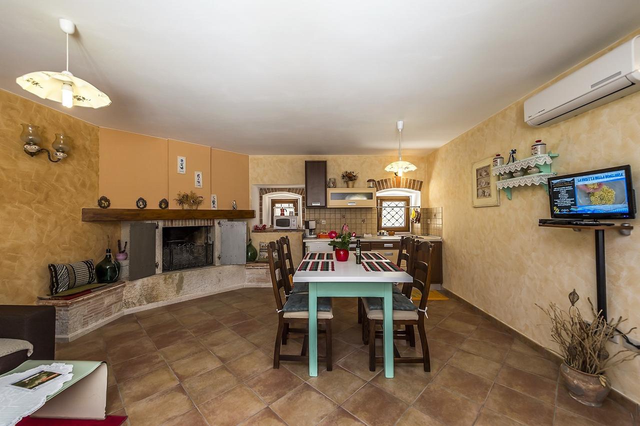 Villa Valtrazza Tar-Vabriga Ngoại thất bức ảnh