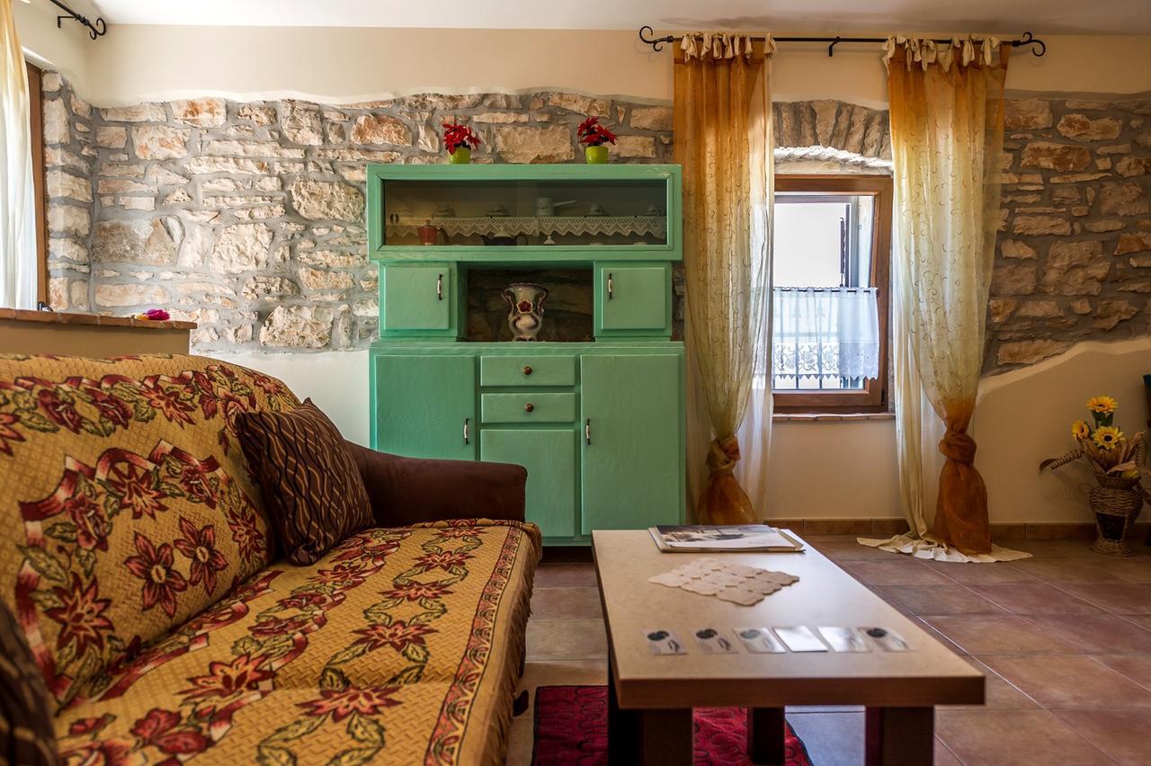 Villa Valtrazza Tar-Vabriga Ngoại thất bức ảnh