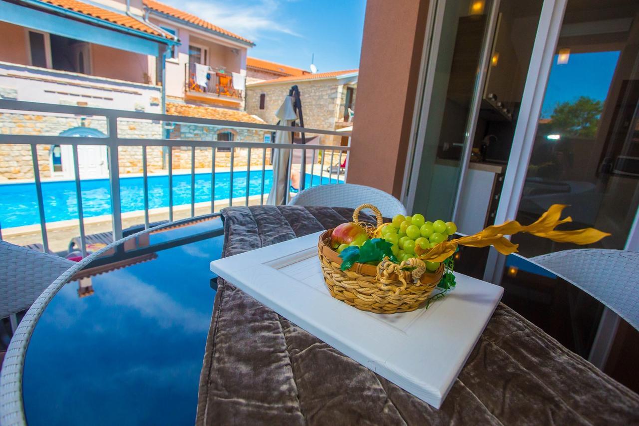 Villa Valtrazza Tar-Vabriga Ngoại thất bức ảnh