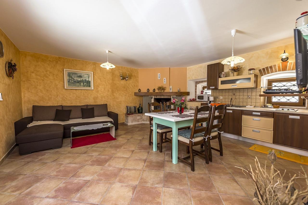 Villa Valtrazza Tar-Vabriga Ngoại thất bức ảnh