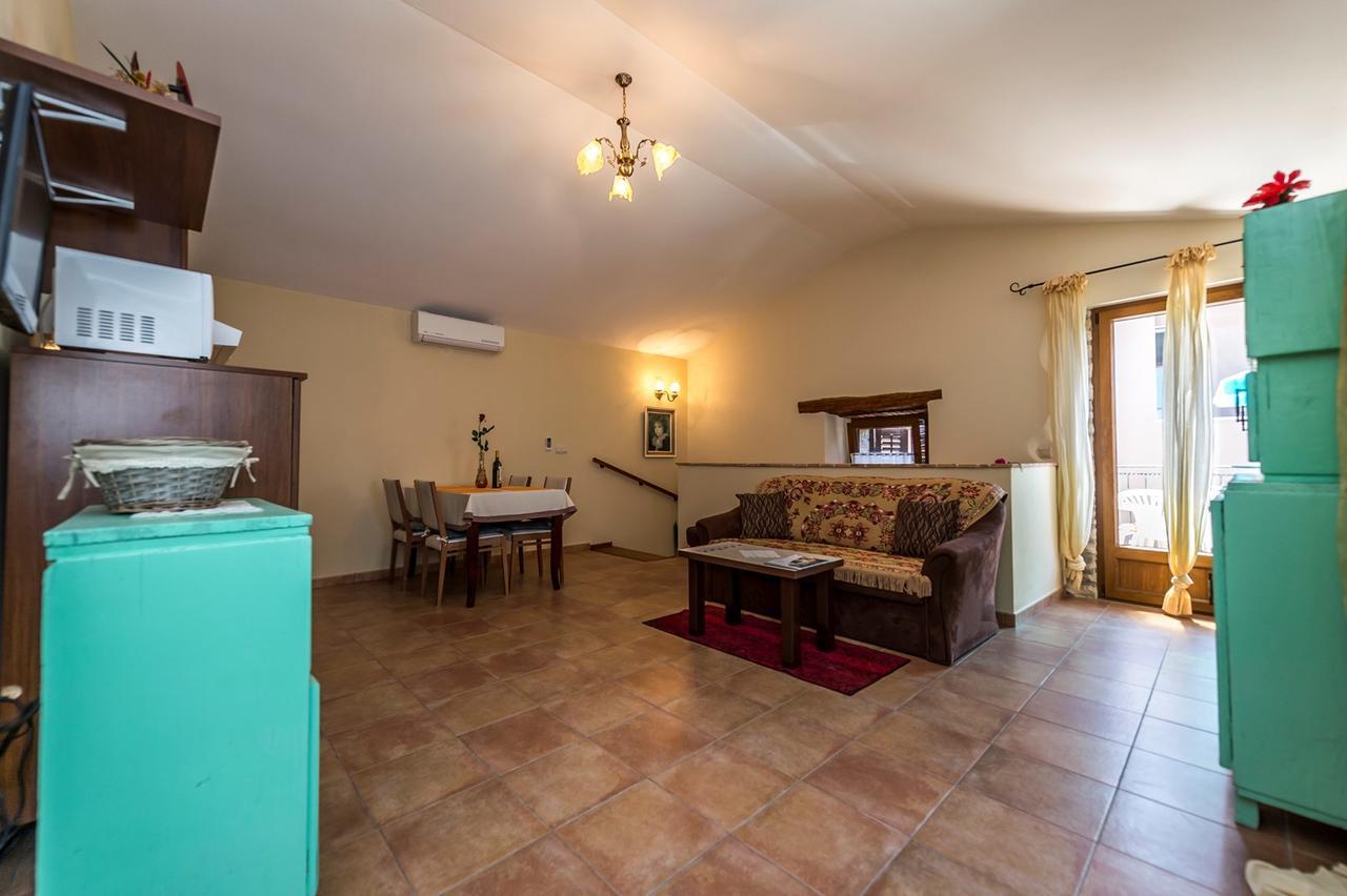 Villa Valtrazza Tar-Vabriga Ngoại thất bức ảnh