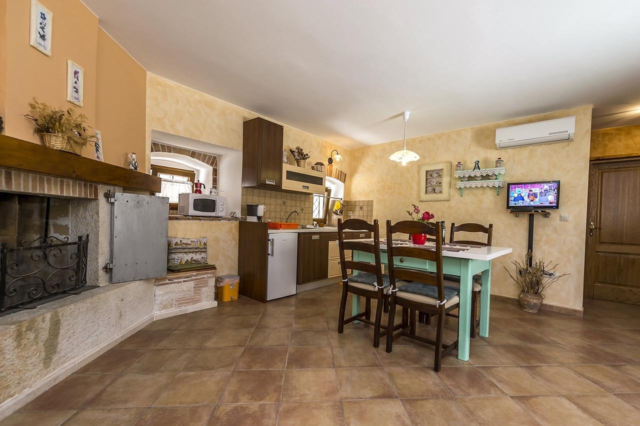 Villa Valtrazza Tar-Vabriga Ngoại thất bức ảnh