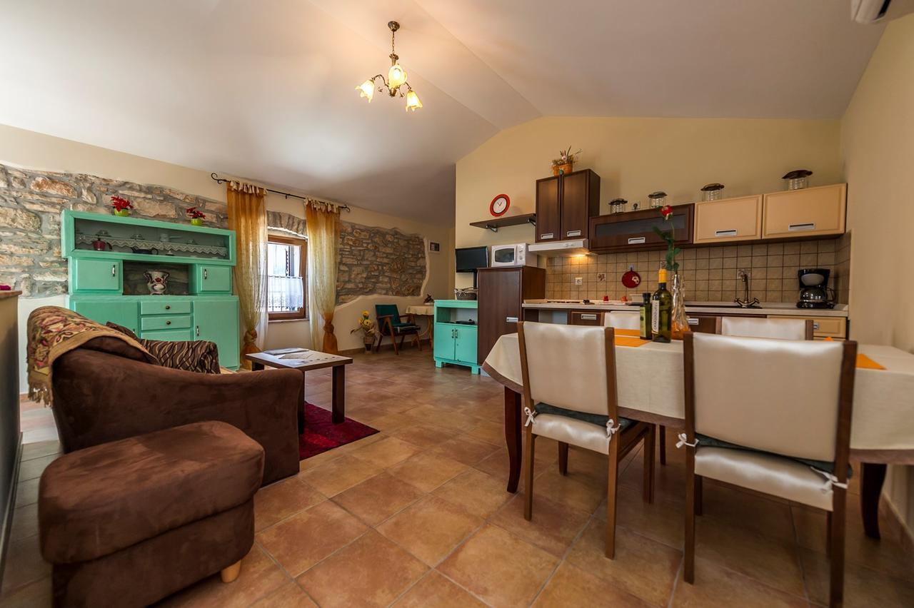 Villa Valtrazza Tar-Vabriga Ngoại thất bức ảnh